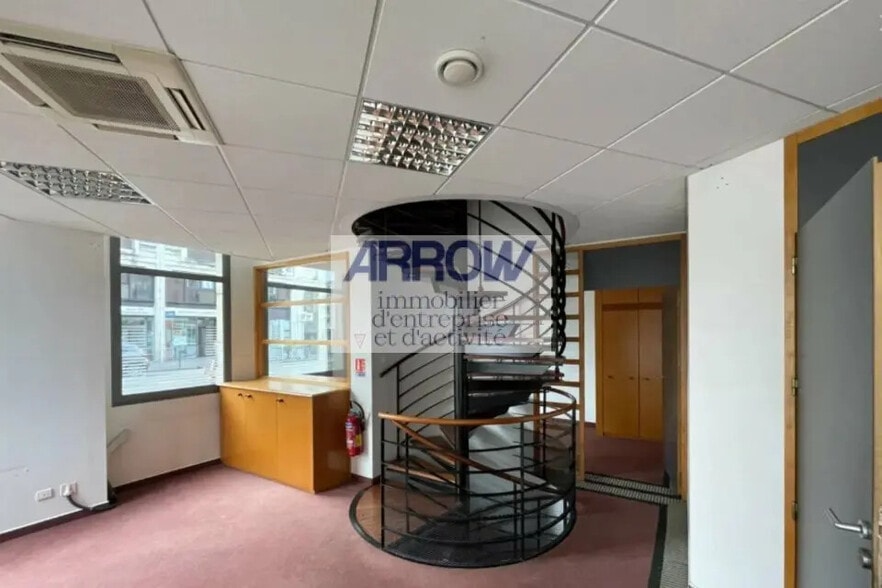 Local commercial dans Nantes à vendre - Photo intérieure – Image 1 sur 8