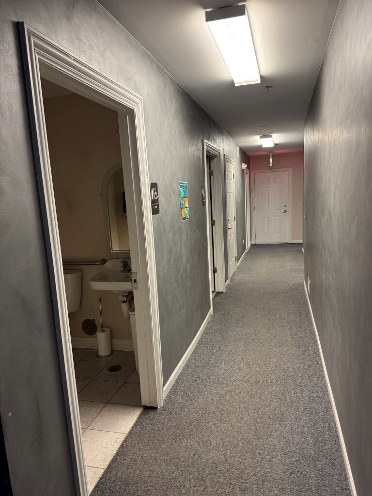 2000 W Main St, St Charles, IL à louer Photo intérieure– Image 1 sur 13