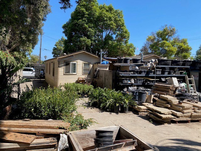 713 Kimball St, Santa Barbara, CA à vendre - Photo de l’immeuble – Image 3 sur 7