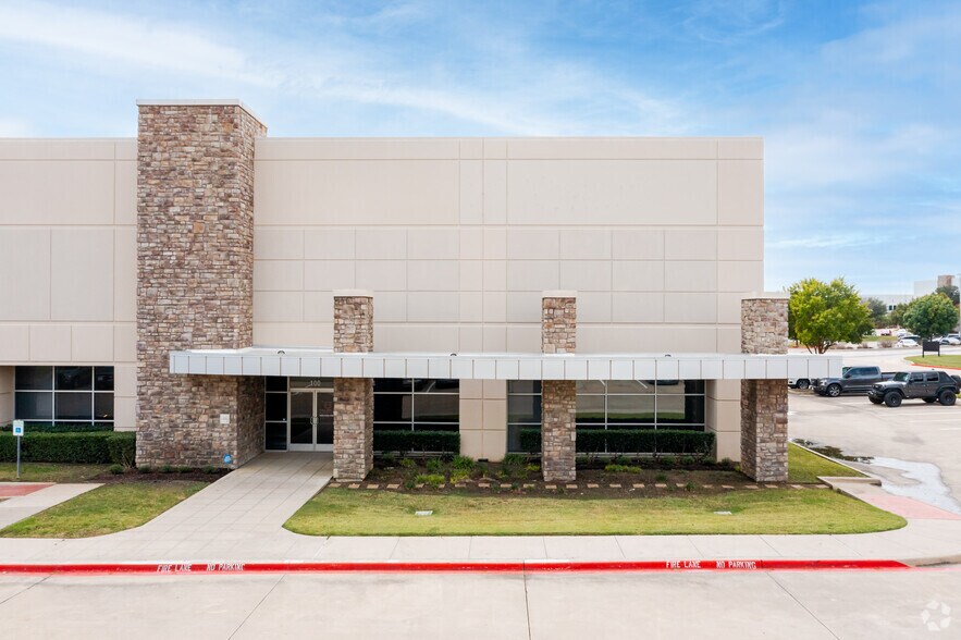 1420 Lakeside Pkwy, Flower Mound, TX à louer - Photo de l’immeuble – Image 3 sur 5