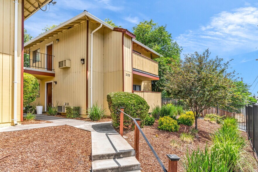 2170-2180 Fremont St, Concord, CA à vendre - Photo de l’immeuble – Image 3 sur 41