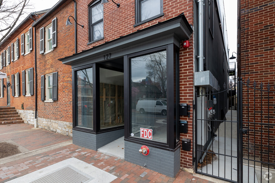 127 S Braddock St, Winchester, VA à louer - Photo de l’immeuble – Image 3 sur 5