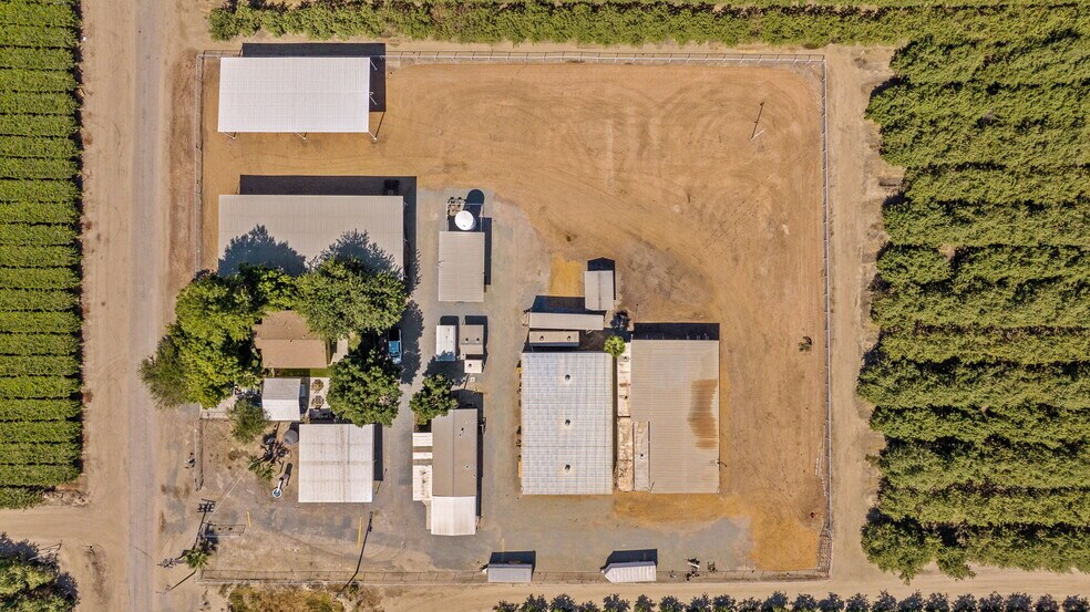 28548 Woollomes Rd, Wasco, CA à vendre - Photo de l’immeuble – Image 3 sur 32