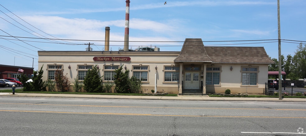 3930 Long Beach Rd, Island Park, NY à vendre - Photo principale – Image 3 sur 5