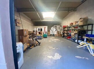 Plus de détails pour Local d'activités à louer