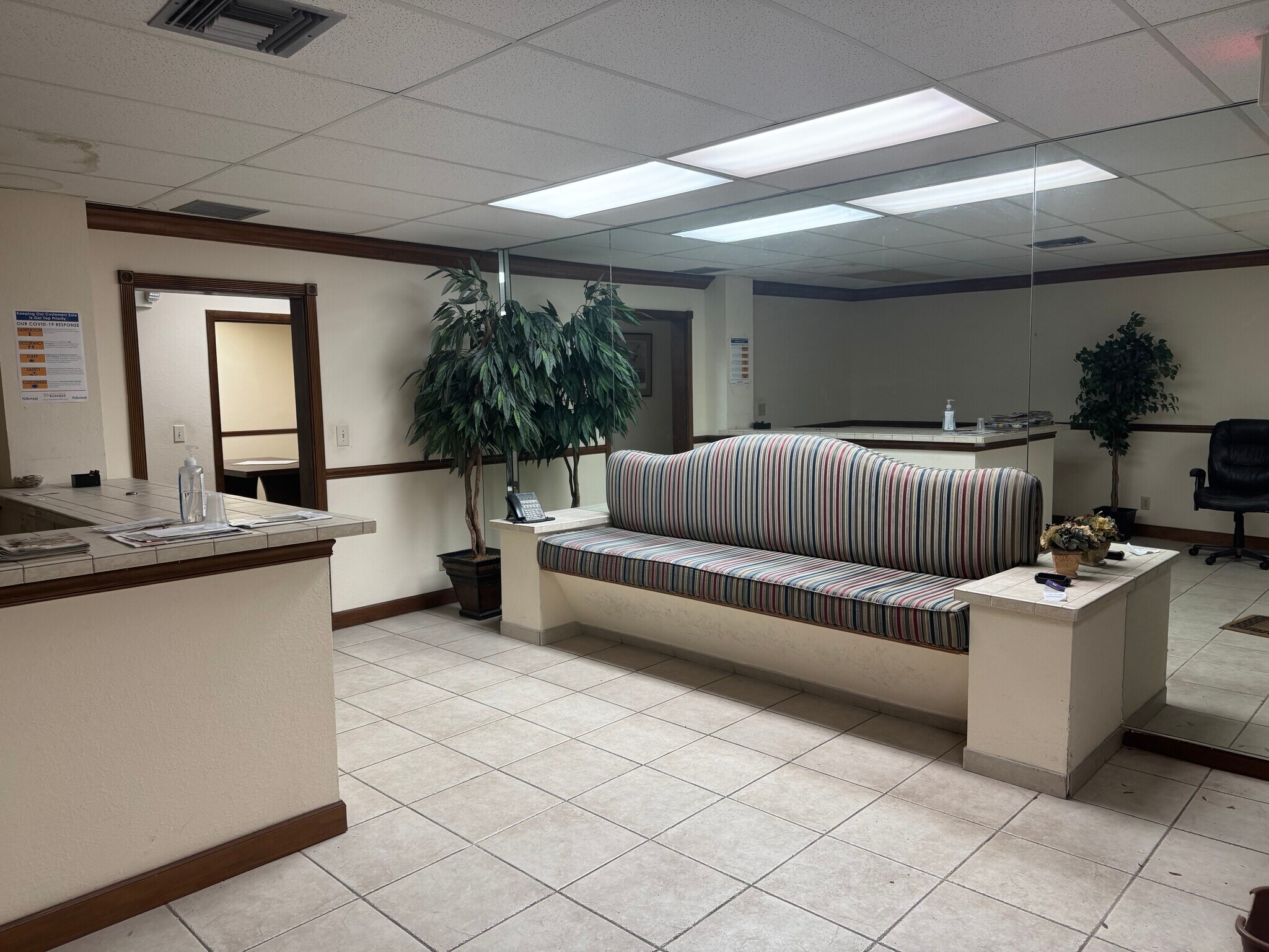 1930-1934 Tyler St, Hollywood, FL à louer Photo intérieure– Image 1 sur 6