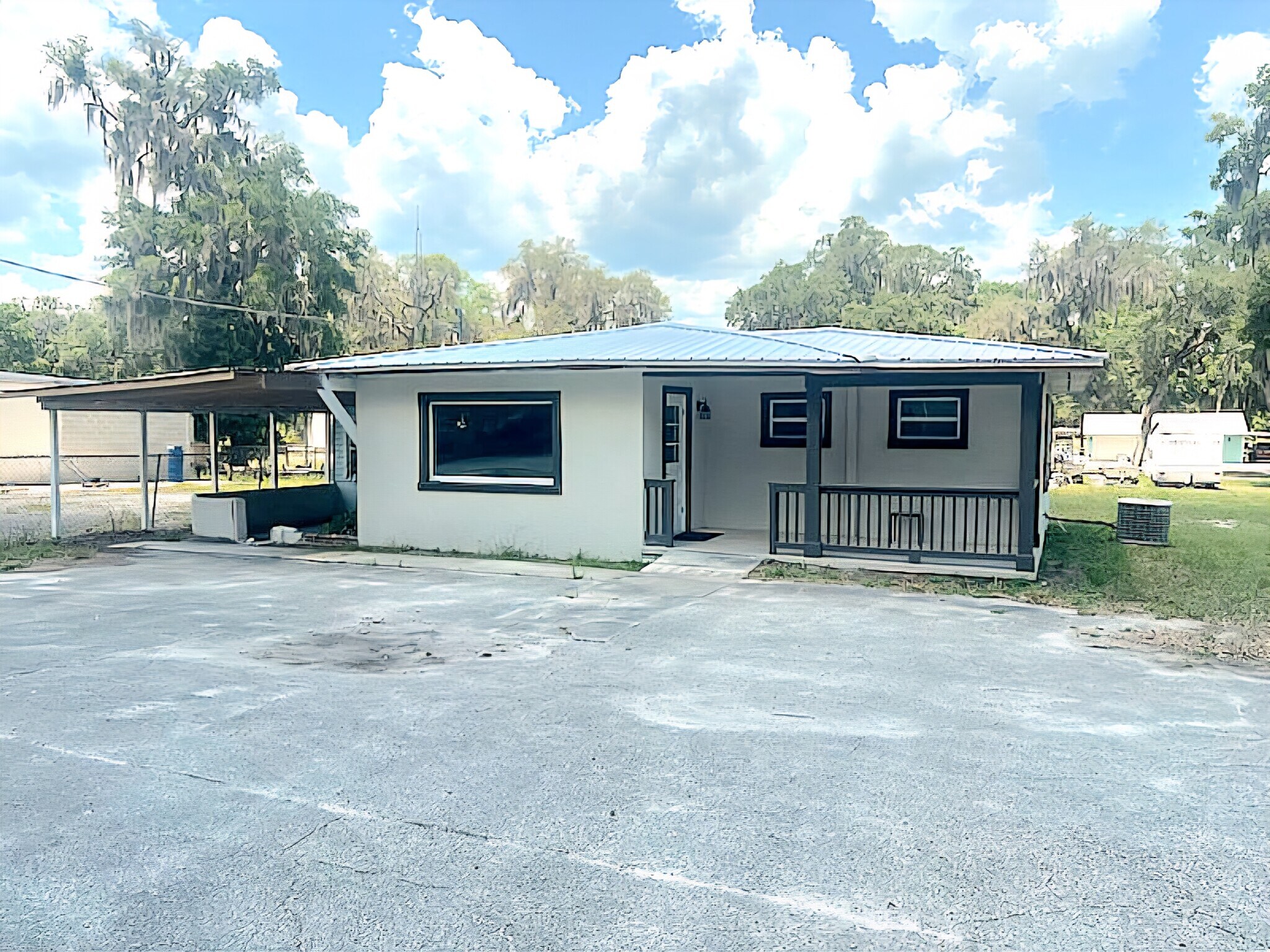 673 3rd Ave, Welaka, FL à vendre Photo de l’immeuble– Image 1 sur 27