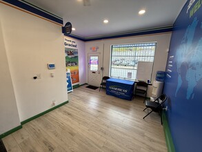 524 Dekalb St, Norristown, PA à louer Photo intérieure– Image 2 sur 10