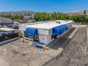 21317 Devonshire St, Chatsworth, CA à louer Photo de l’immeuble– Image 2 sur 17
