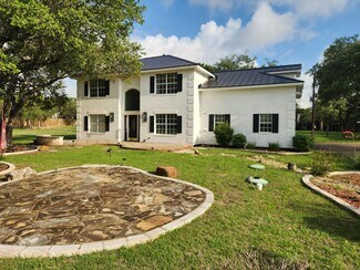 Plus de détails pour 102 County Road 180, Leander, TX - Bureau à vendre
