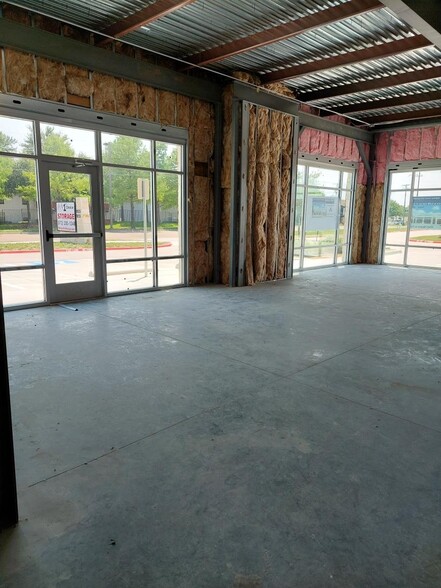 955 W Cartwright Rd, Mesquite, TX à louer - Photo de l’immeuble – Image 3 sur 16