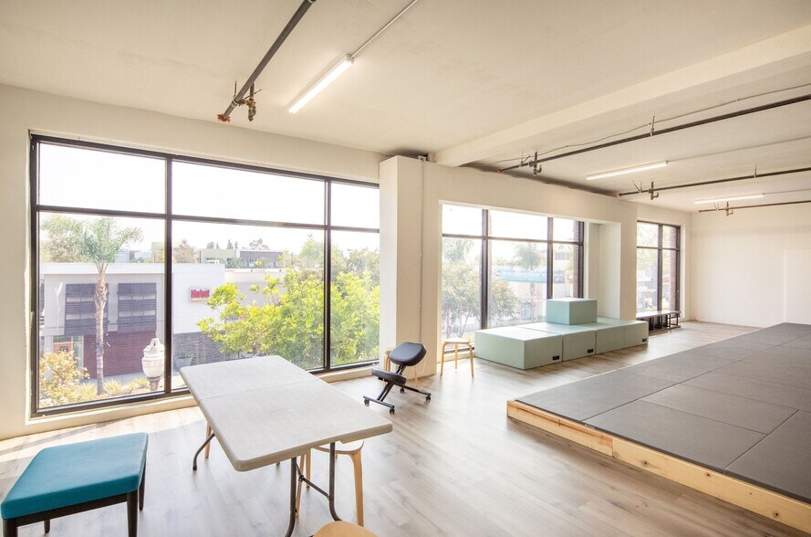 43 E Main St, Alhambra, CA à louer - Photo intérieure – Image 3 sur 25
