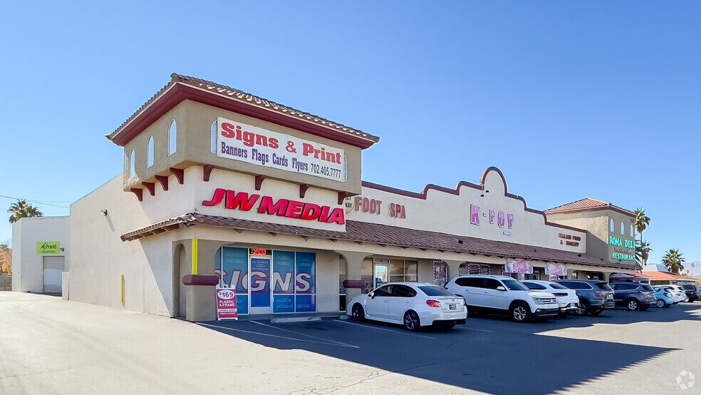 5755 Spring Mountain Rd, Las Vegas, NV à louer - Photo de l’immeuble – Image 3 sur 6
