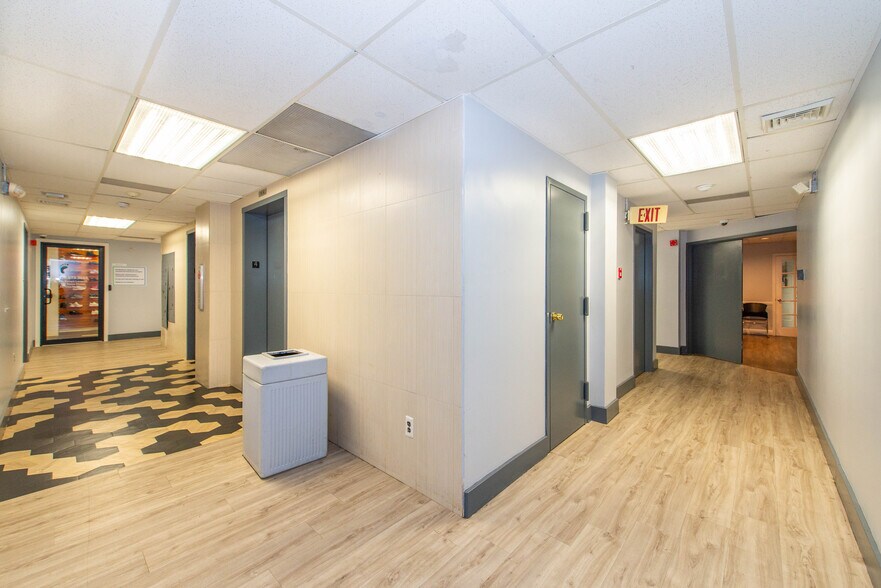 185 Central Ave, East Orange, NJ à louer - Photo de l’immeuble – Image 3 sur 12