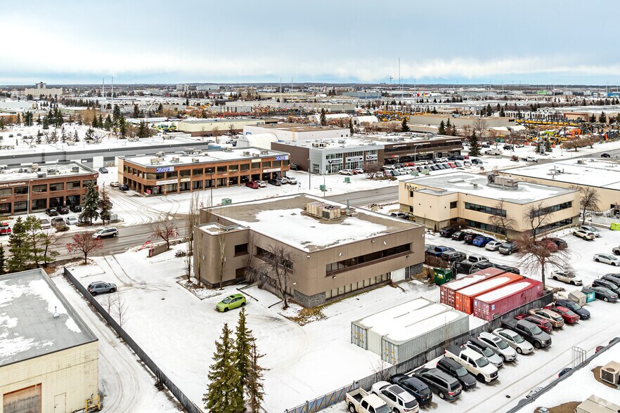 17410 107 Ave NW, Edmonton, AB à louer - Aérien – Image 3 sur 3