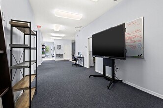 1868 Highland Oaks Blvd, Lutz, FL à louer Photo intérieure– Image 2 sur 6