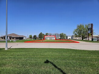 Plus de détails pour 1204 W Cedar St, Beresford, SD - Local d’activités à vendre