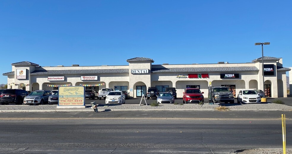 270 S Dahlia St, Pahrump, NV à vendre - Photo de l’immeuble – Image 1 sur 16