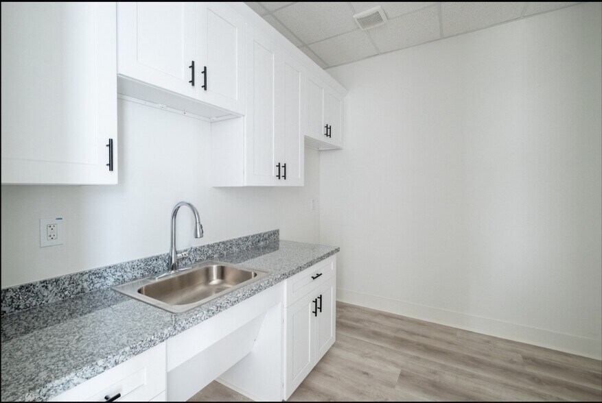 30625 Kingsland Blvd, Brookshire, TX à louer - Photo intérieure – Image 3 sur 6