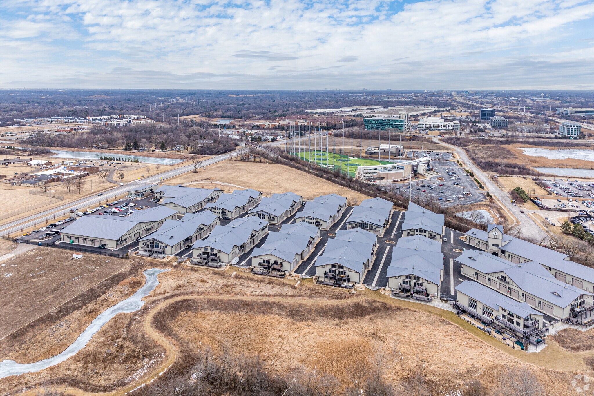 2220 Ferry Rd, Naperville, IL à vendre Photo principale– Image 1 sur 13