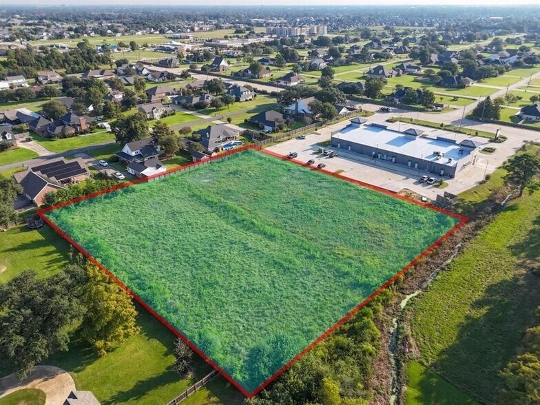 5400 Nelson Rd, Lake Charles, LA à vendre - Photo principale – Image 1 sur 11