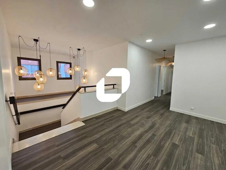 Bureau dans Viroflay à louer - Photo de l’immeuble – Image 1 sur 14