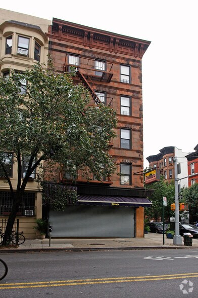 669 President St, Brooklyn, NY à louer - Photo de l’immeuble – Image 2 sur 12
