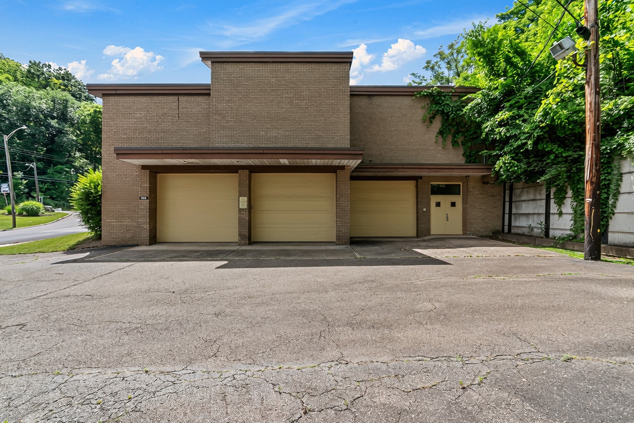 1650 Broadway Ave, McKees Rocks, PA à louer Photo intérieure– Image 1 sur 5