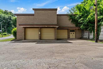 1650 Broadway Ave, McKees Rocks, PA à louer Photo intérieure– Image 1 sur 5