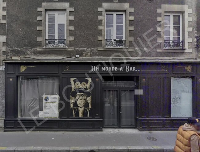 Plus de détails pour Local commercial à vendre