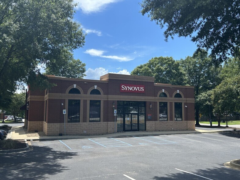 1025 Broad River Rd, Columbia, SC à louer - Photo de l’immeuble – Image 2 sur 4