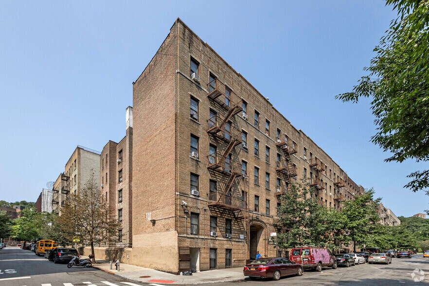 72-74 Ellwood St, New York, NY à vendre - Photo principale – Image 1 sur 7