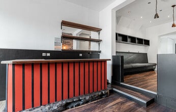 23 Park Rd, Londres à louer Photo intérieure– Image 2 sur 6