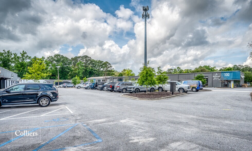 2467 Savannah Hwy, Charleston, SC à louer - Photo de l’immeuble – Image 2 sur 10