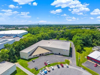 Plus de détails pour 205 Lynndale Ct, Mechanicsburg, PA - Industriel/Logistique à louer