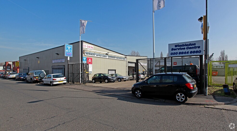 56 Weir Rd, Londres à louer - Photo de l’immeuble – Image 2 sur 5