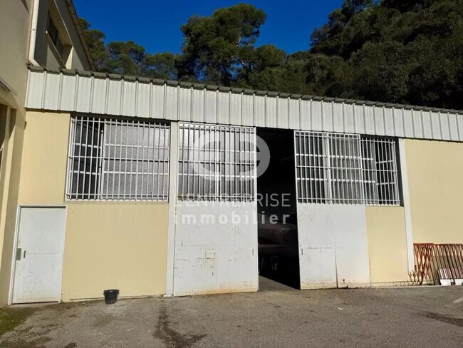 Plus de détails pour Industriel/Logistique à louer