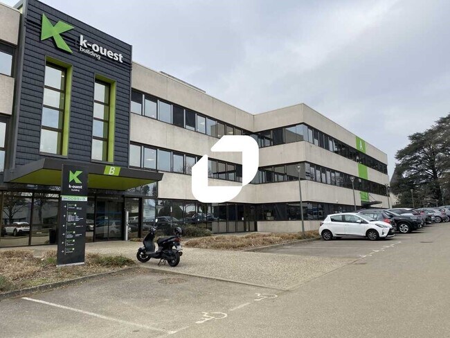 Plus de détails pour 53 Rue De L'Etang, Limonest - Bureau à louer