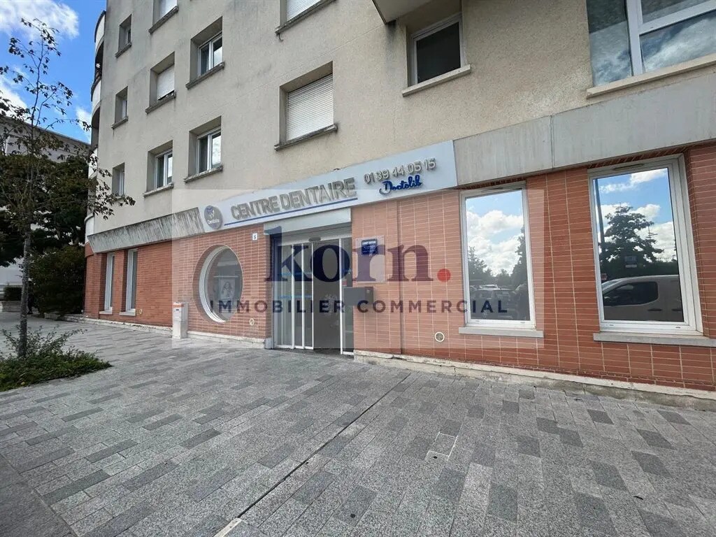 Local commercial dans Guyancourt à vendre Photo de l’immeuble– Image 1 sur 11
