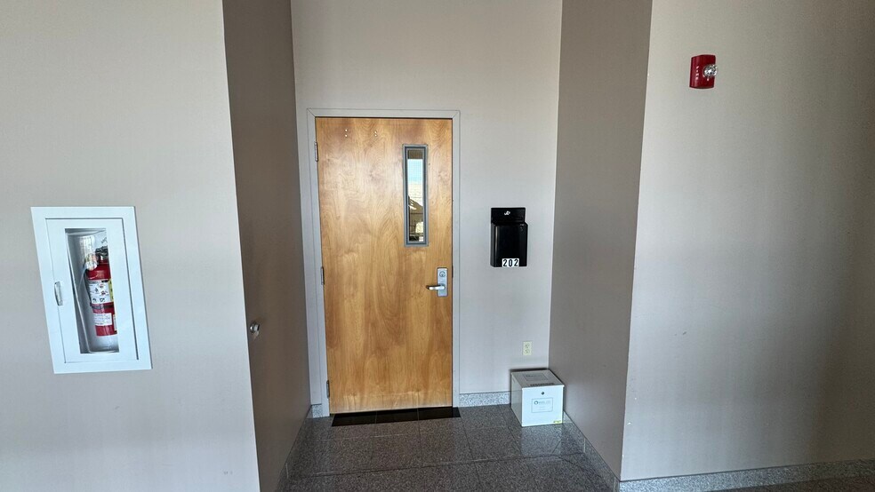 2550 Brodhead Rd, Bethlehem, PA à louer - Photo intérieure – Image 2 sur 37