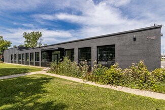 Plus de détails pour 131 Boul Hymus, Pointe-claire, QC - Industriel/Logistique à louer