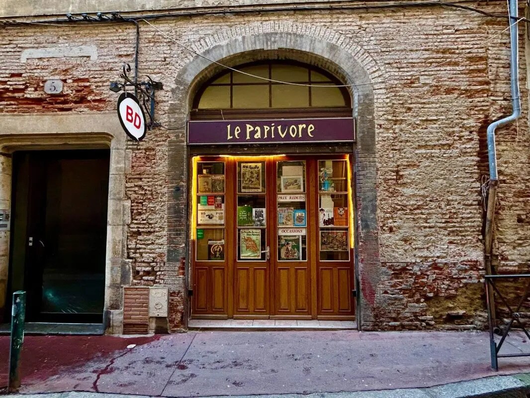 Local commercial dans Toulouse à louer Photo de l’immeuble– Image 1 sur 6