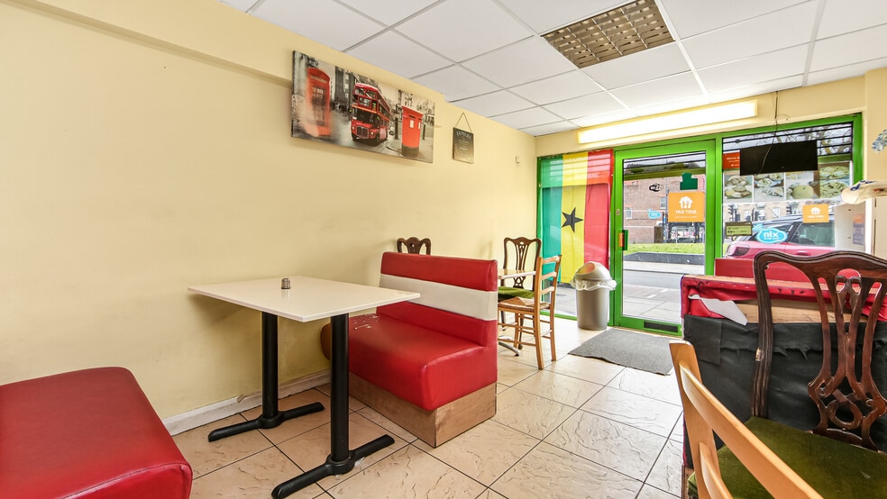 21 Upper Green E, Mitcham à vendre - Photo intérieure – Image 3 sur 12