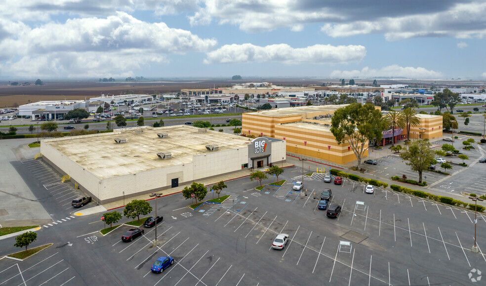 370 Northridge Shopping Ctr, Salinas, CA à louer - Photo de l’immeuble – Image 3 sur 5