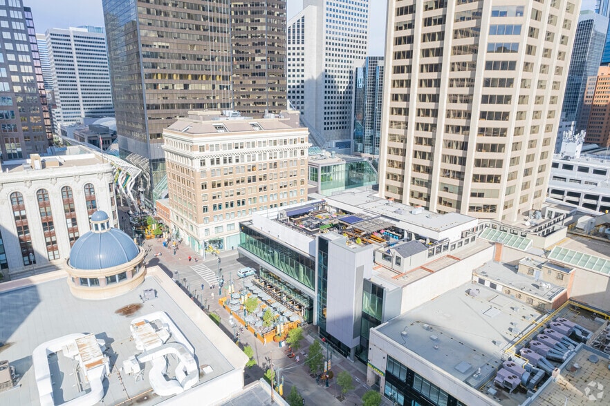 700 2 St SW, Calgary, AB à louer - Aérien – Image 2 sur 3