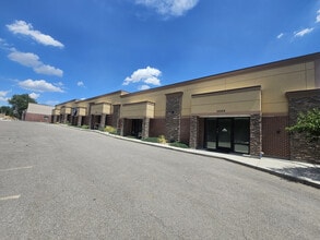 10504 S Redwood Rd, South Jordan, UT à louer Photo intérieure– Image 2 sur 14