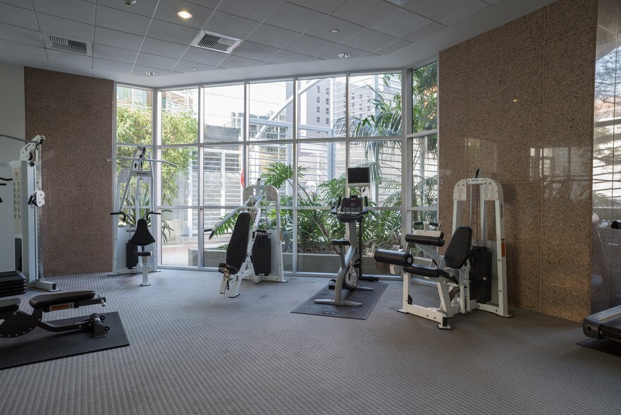 801 S Grand Ave, Los Angeles, CA à louer - Photo intérieure – Image 2 sur 11