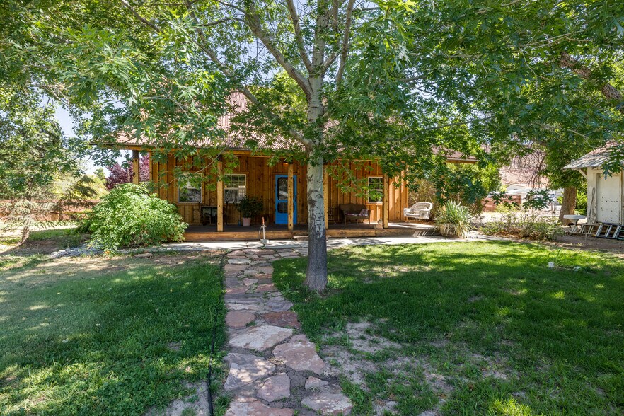 411 N 500 W, Moab, UT à vendre - Photo de l’immeuble – Image 2 sur 46