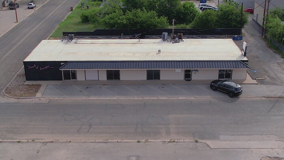 72 Hassell St, San Angelo, TX à vendre - Vidéo sur l’annonce professionnelle – Image 2 sur 41