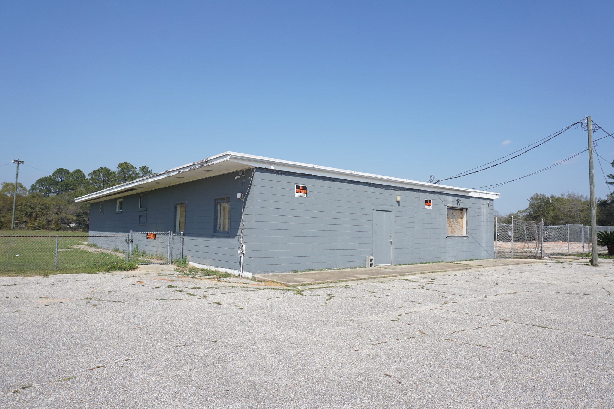 5406 Lillian Hwy, Pensacola, FL à louer Photo de l’immeuble– Image 1 sur 14